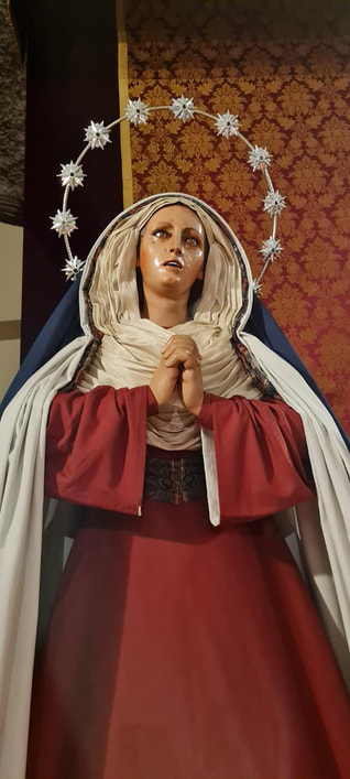 Picture, Madonna, Mary, Virgin, weeping, sorrow, pain, painful, wooden, wood, statue, image, sculpture, religious, Catholic, Christian, realistic, church, altar, worship, 